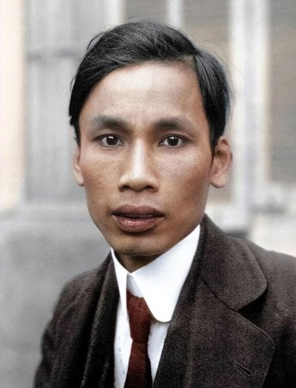 金八号配资 60年胡志明访华，闲聊中毛主席询问：你们那里冬天气温多少度？